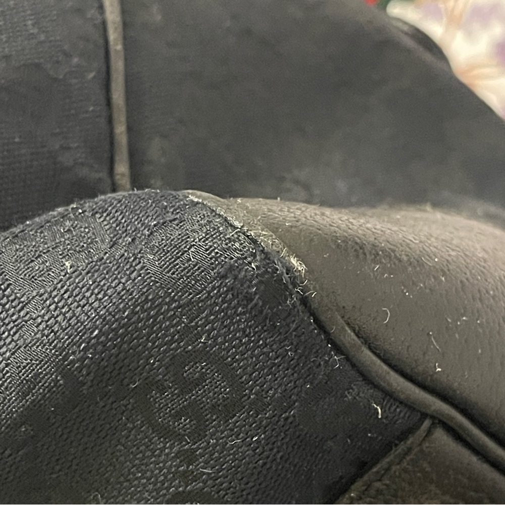 Gucci Black Elegant Tote Bag Authentic - Picture 13 of 16